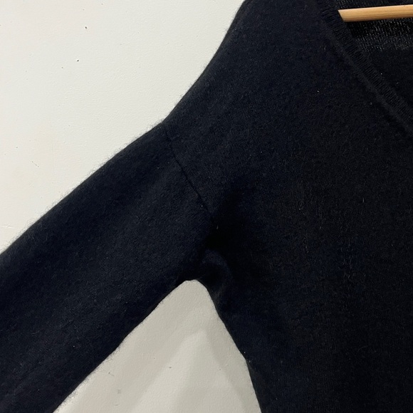 Holt Renfrew Cashmere Sweater Dress in Black V-neck S/M - Picture 4 of 13